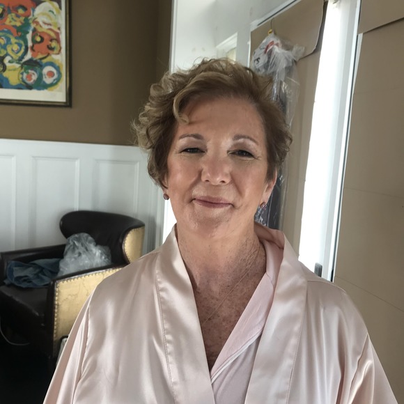 Meet your Posher, Catherine - Picture 1 of 1